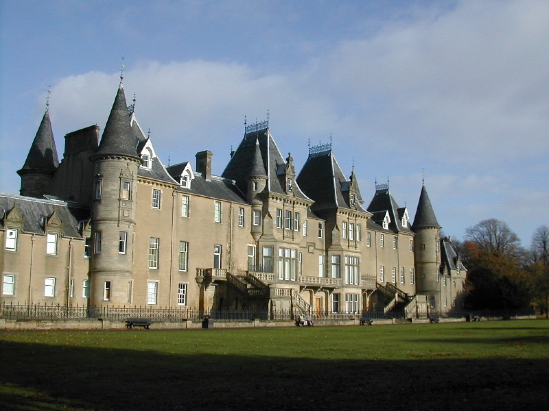 Callendar House, Falkirk — a 14th-century French Renaissance chateau in Callendar Park, a short walk from Kersehill Crescent
